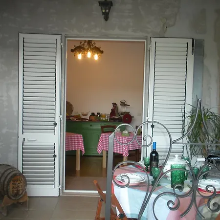 Brezza Marina Bed and breakfast