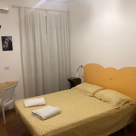 فندق مبيت وإفطار Brezza Marina 3*