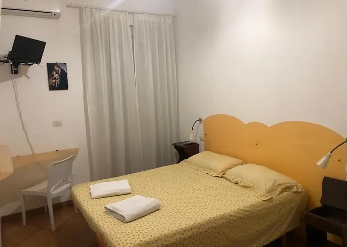 فندق مبيت وإفطار Brezza Marina 3*